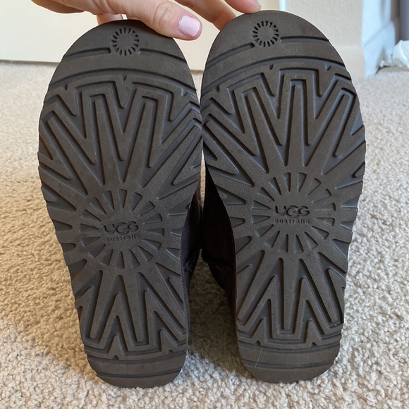 UGGS 100% authentic tall chocolate - Picture 4 of 6